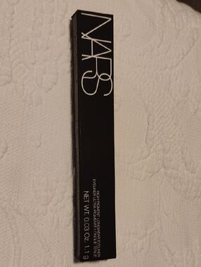 NARS Long-Wear High-Pigment Eyeliner — Black